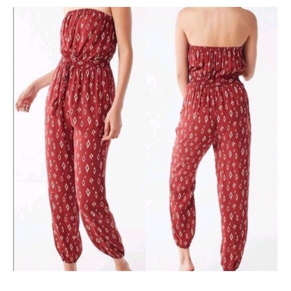 Urban Outfitters Women's S Red Boho Diamond Print Strapless Jumpsuit - Picture 1 of 13